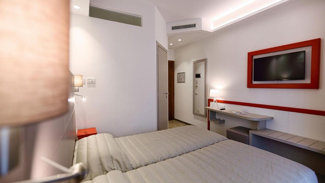 Hotel La Serena บิบิโอเน ภายนอก รูปภาพ