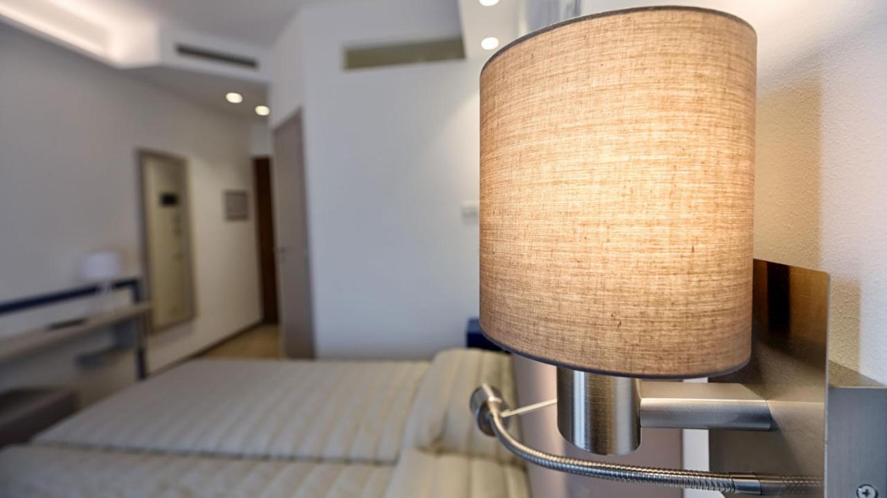 Hotel La Serena บิบิโอเน ภายนอก รูปภาพ